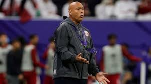 Asian Cup-winning coach Lopez handed Qatar contract until 2026