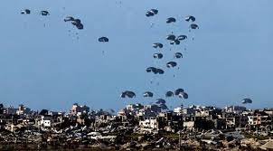 Aid airdrop kills 5 people in Gaza after parachute fails