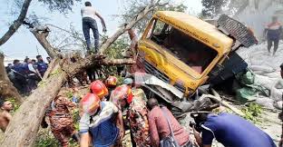 Jhalakathi road accident: Families of deceased to get Tk 5 lakh