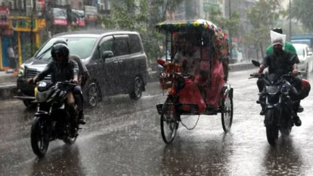 Relentless rain causes suffering for Dhaka residents